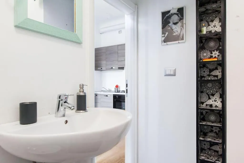 Townhouse Milan Apartment